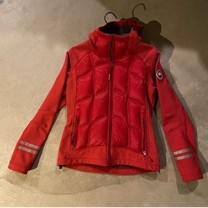 🇨🇦 Canada Goose Hybridge Jacket Small Red